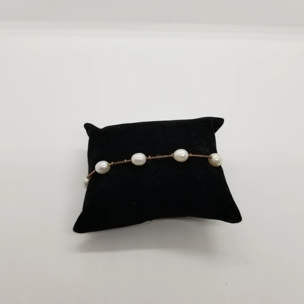 Sterling silver vermeil bracelet with round pearl beads